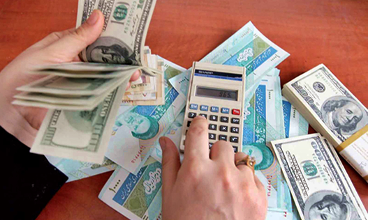 اسکات بسنت: ارزش پول ملی ایران به کمترین حد تاریخ خود رسیده است