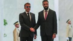 هم‌زمان با سفر مکرون به دمشق حداقل ۱۸ نفر در دو انفجار مجروح شدند