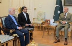 وزیر کشور ایران با نخست‌وزیر و فرمانده ارتش پاکستان دیدار کرد