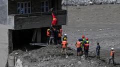 افزایش تعداد جان‌باختگان سیل نپال؛ کارشناسان درباره احتمال وقوع سیل دوم هشدار دادند