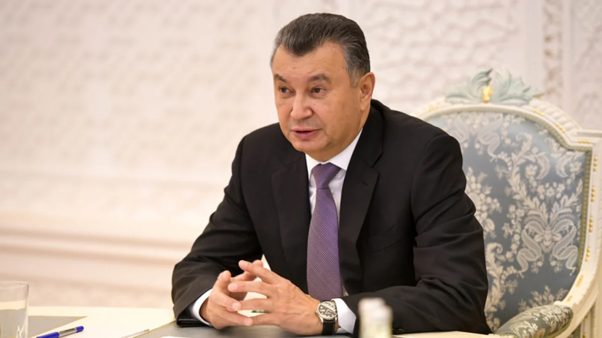 نخست وزیر تاجیکستان به آذربایجان سفر کرد